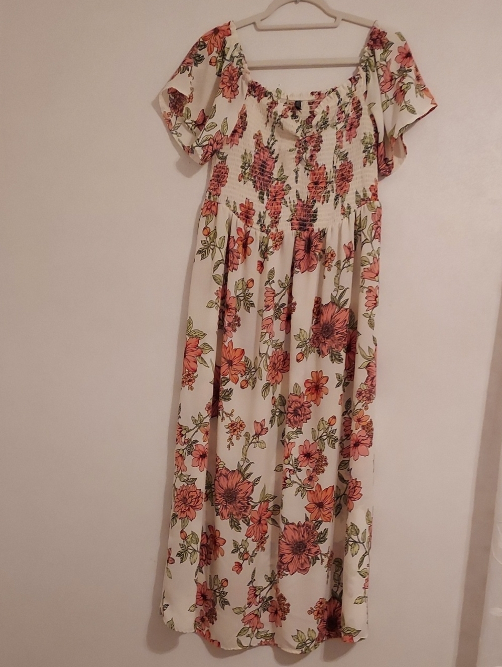 Nevena Rar Maxi Dress Size 1X - Picture 9 of 9